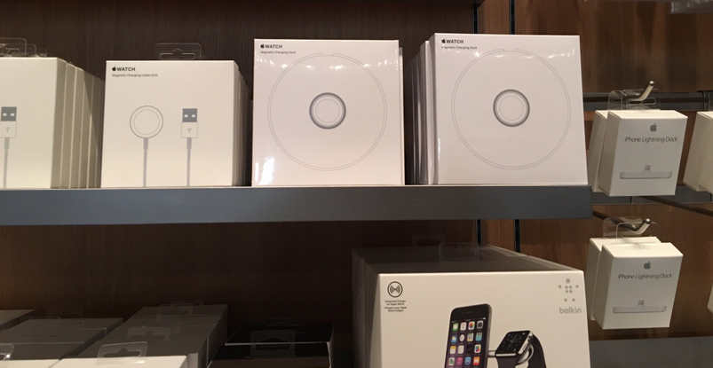 Apple začal prodávat dock pro Apple Watch Apple začal prodávat dock pro Apple Watch
