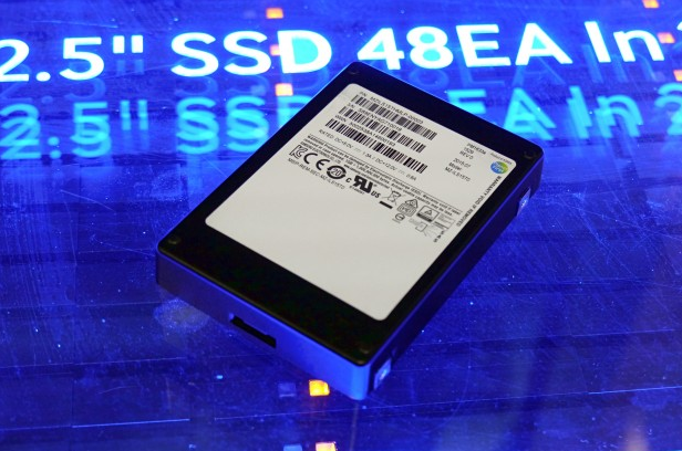 Samsung - SSD disk Samsung - SSD disk