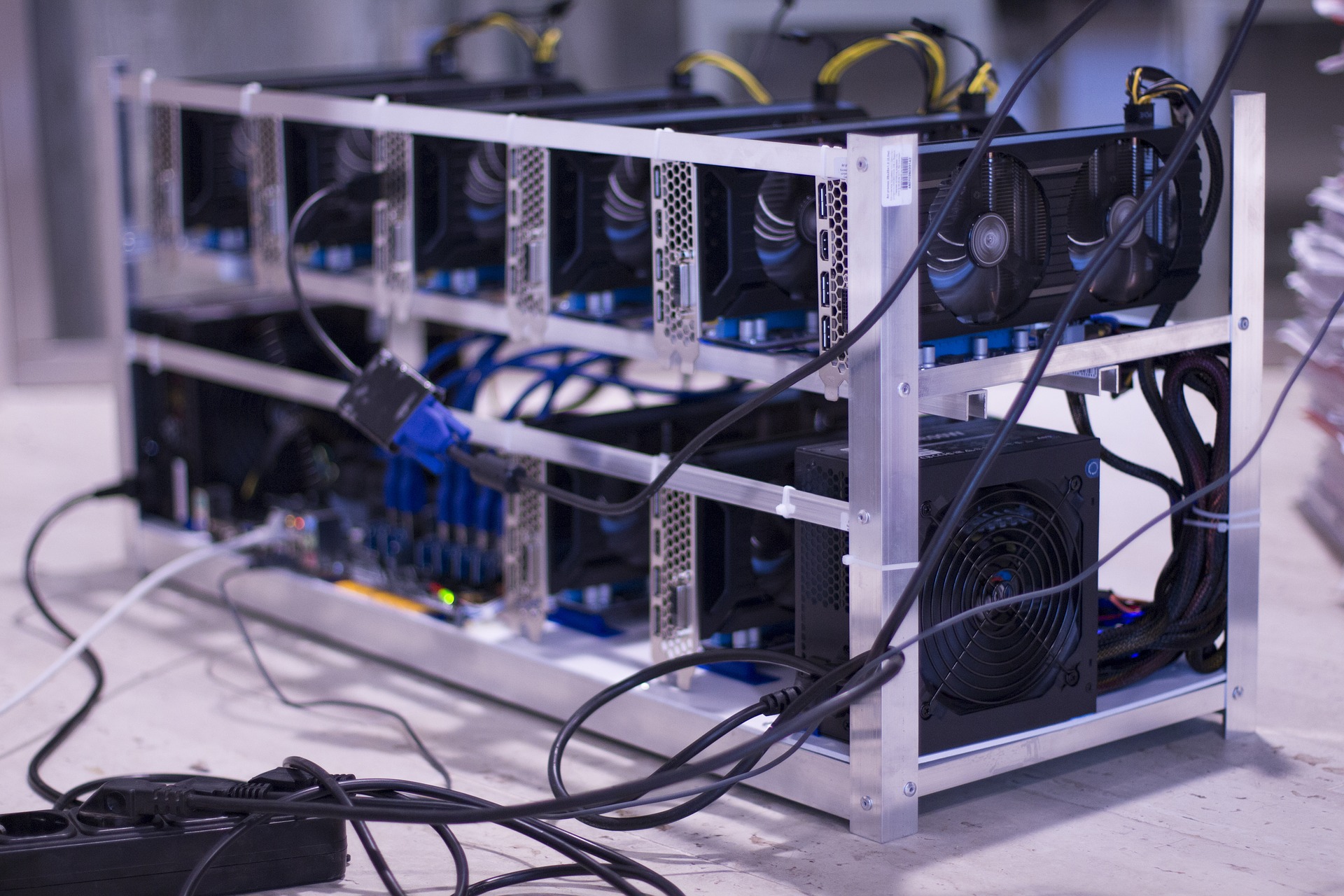 Cryptocurrency mining Colocation