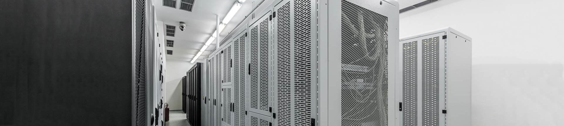 Data center and its server room